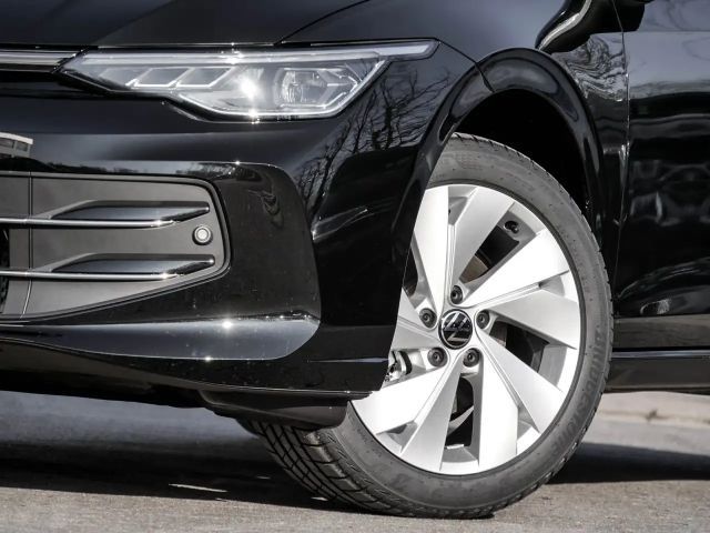 Volkswagen Golf 1.5 TSI Golf VIII IQ.Drive