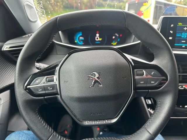 Peugeot E-2008 Allure Pack