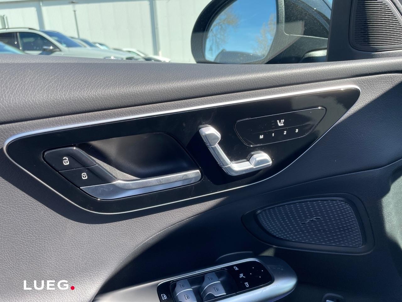 Mercedes-Benz C 200 Sedan