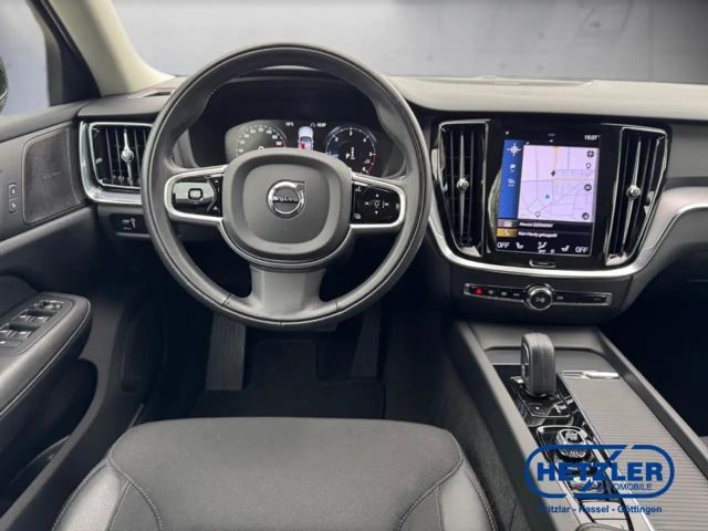 Volvo V60 Momentum
