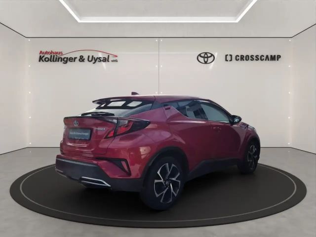 Toyota C-HR Hybride Team D