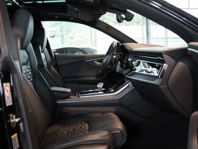 Audi RS Q8 Quattro