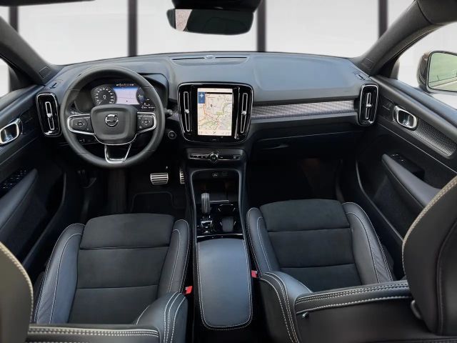 Volvo XC40 R-Design Recharge