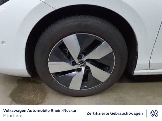 Volkswagen Passat 1.5 eTSI Business DSG Variant