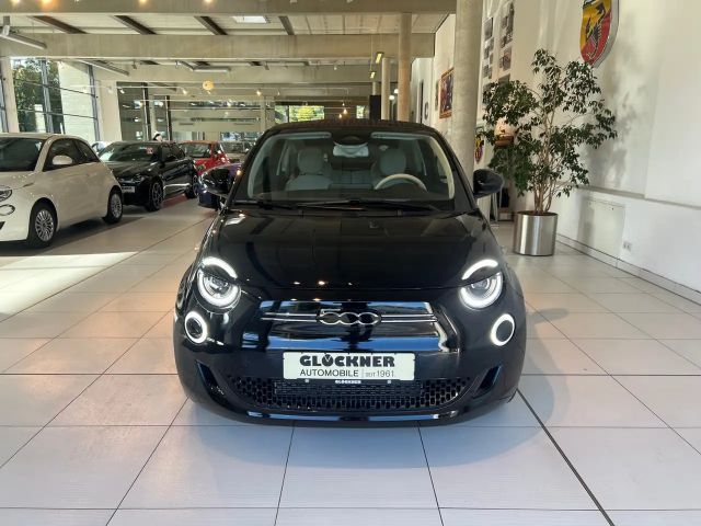 Fiat 500e La Prima by Bocelli