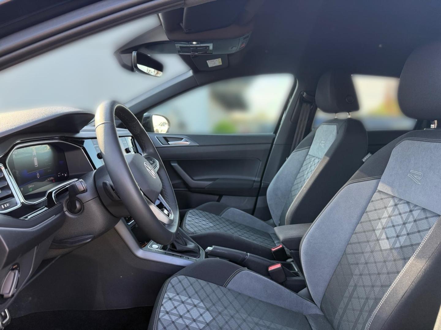 Volkswagen Taigo 1.0 TSI R-Line