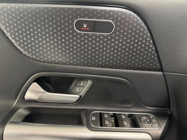 Mercedes-Benz B 200 Progressive Sedan