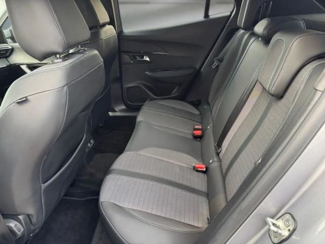 Peugeot E-2008 Allure Pack