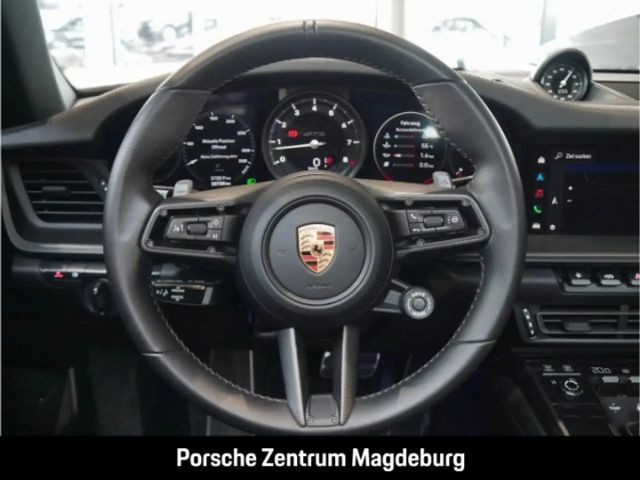 Porsche 992 Cabrio Carrera GTS