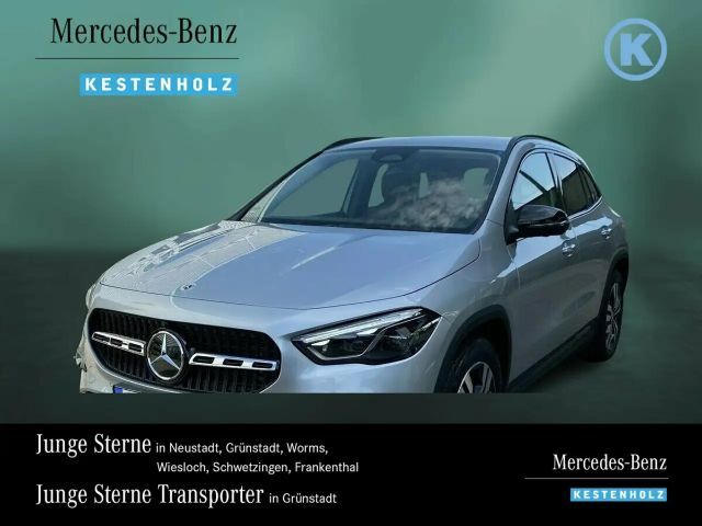 Mercedes-Benz GLA 180 Progressive