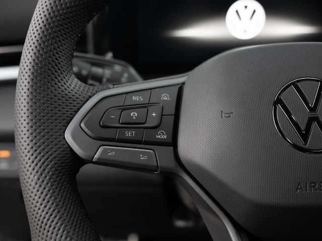 Volkswagen T-Roc 1.5 eTSI DSG R-Line