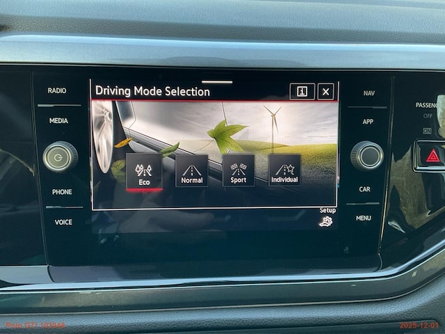 Volkswagen Polo 2.0 TSI DSG GTI IQ.Drive