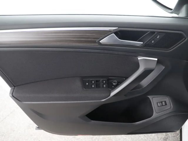 Volkswagen Tiguan 4Motion Allspace DSG R-Line