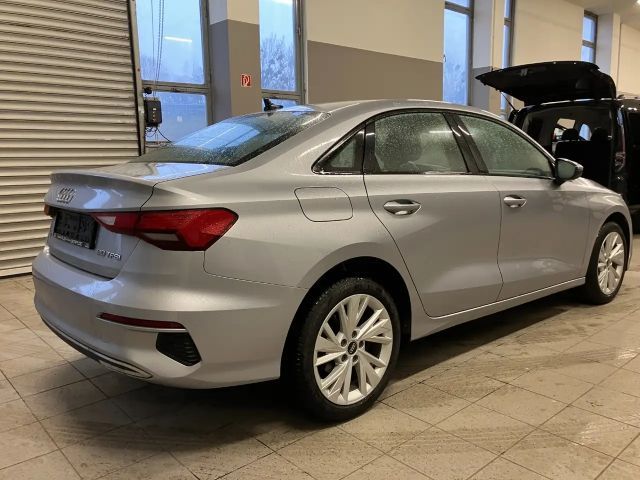 Audi A3 30 TFSI S-Tronic Sedan