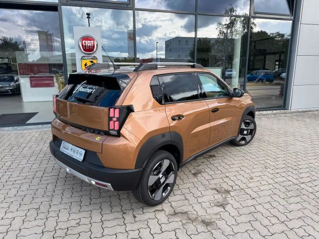 Fiat Grande Panda E La Prima