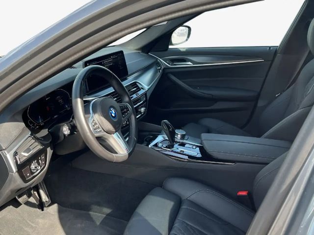 BMW 530 530e Touring