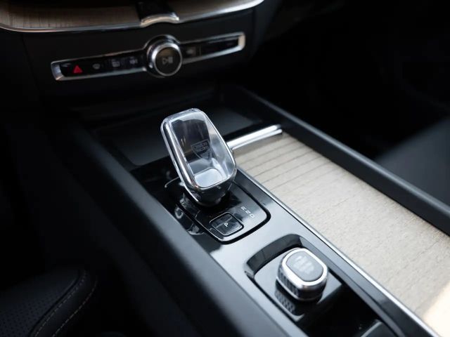 Volvo XC60 AWD Dark T8 Ultra