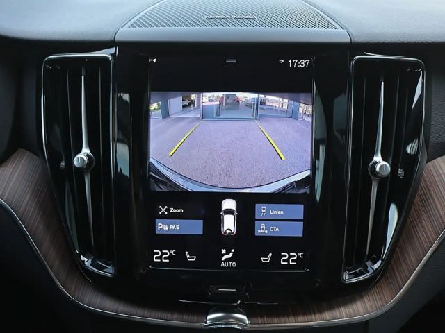 Volvo XC60 AWD Geartronic Momentum