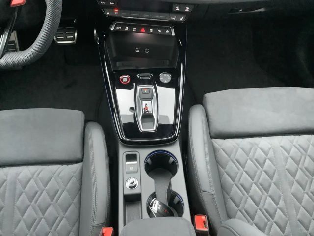 Audi RS3 Quattro S-Tronic Sedan Sportback