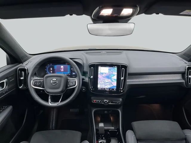 Volvo XC40 Dark Plus