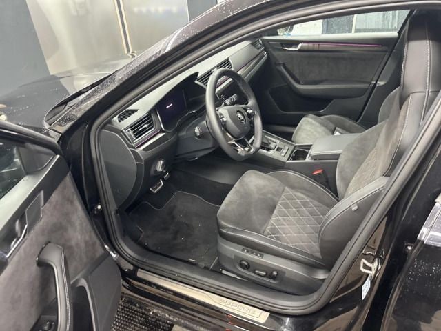 Skoda Superb 2.0 TSI 4x4 Combi Sportline