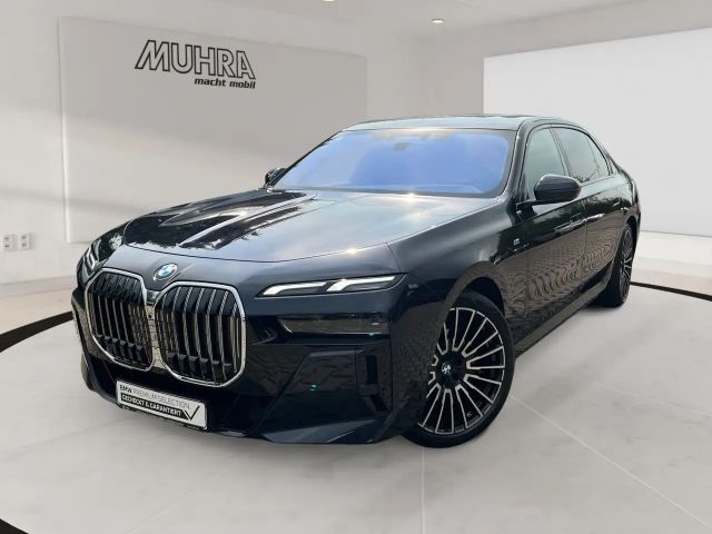 BMW 740 740d M-Sport Sedan xDrive
