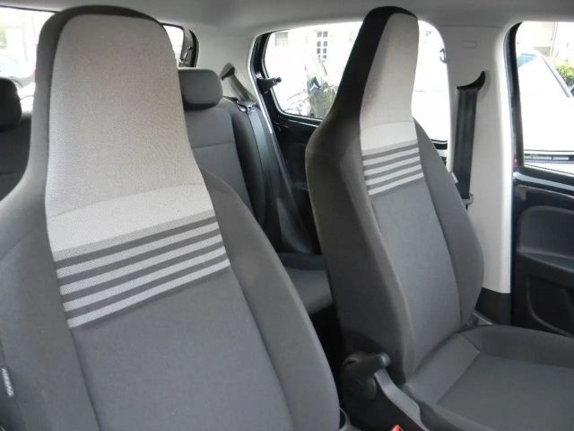 Volkswagen up! Move Move up!