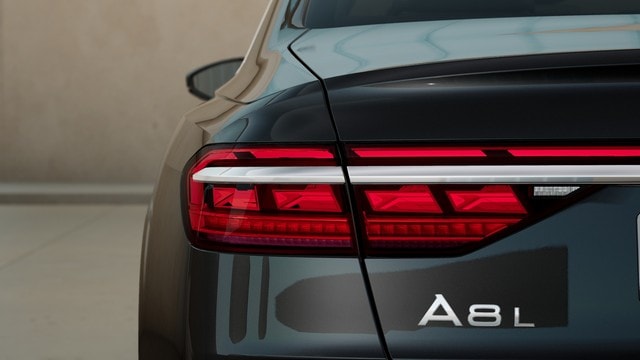 Audi A8 60 TFSI Hybride Lang Quattro