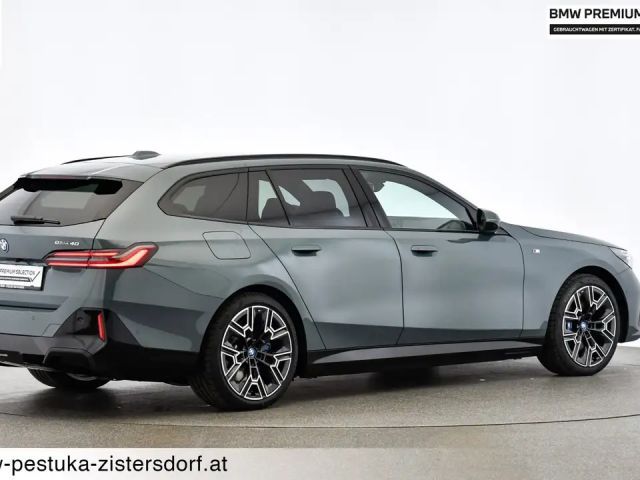 BMW i5 eDrive40