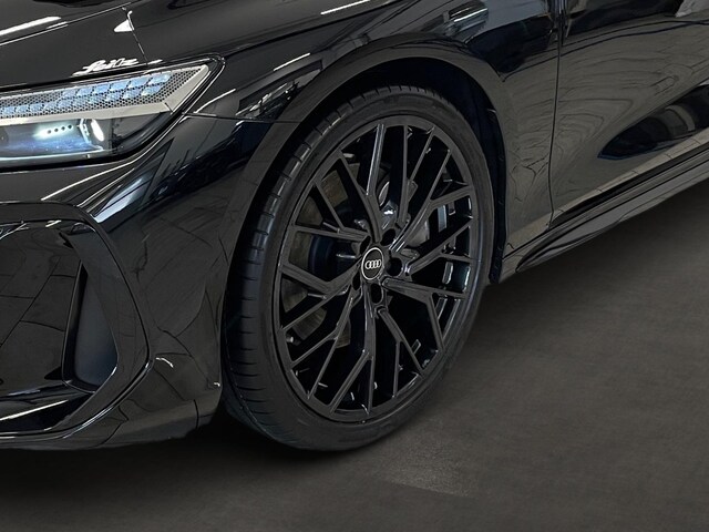 Audi A6 Avant Quattro S-Tronic