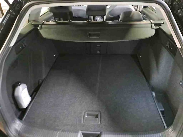 Volkswagen Golf 2.0 TDI DSG Variant