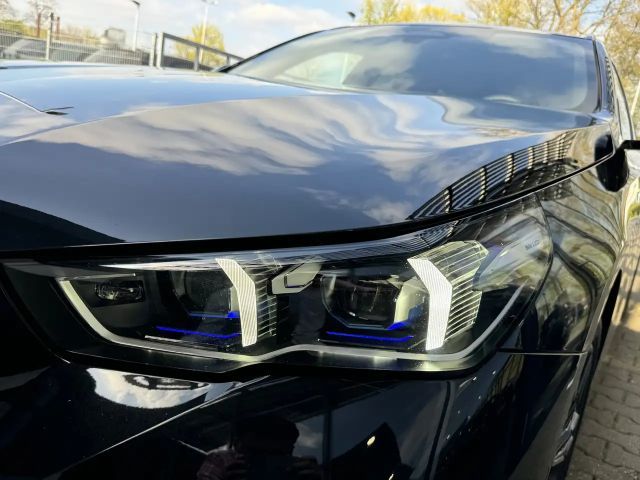 BMW 540 540d M-Sport Touring xDrive