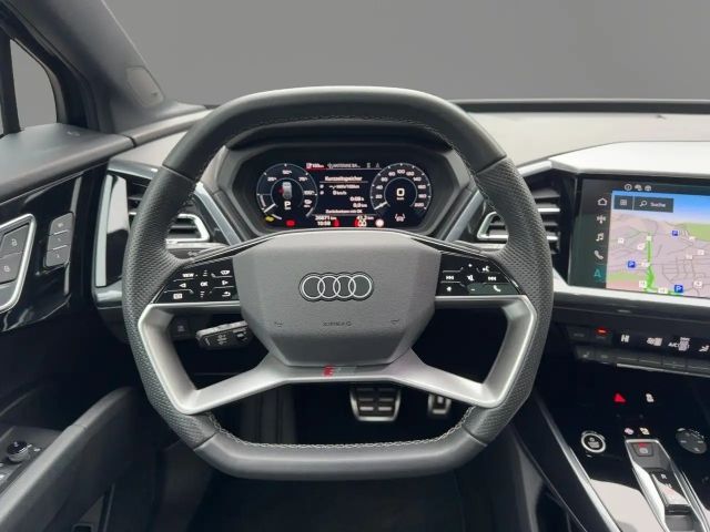 Audi Q4 e-tron S-Line