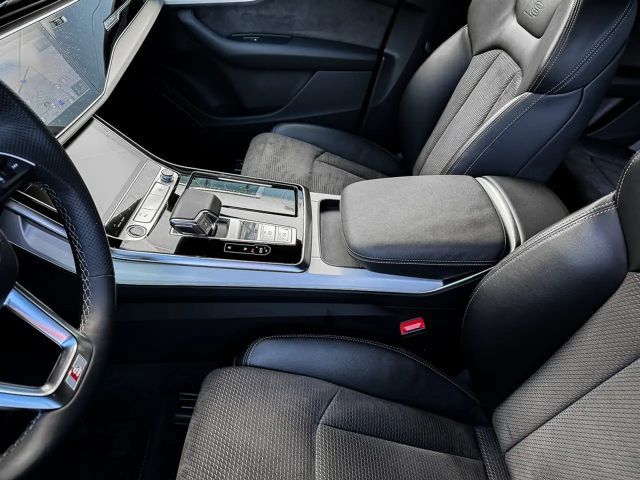 Audi Q7 55 TFSI Quattro S-Line