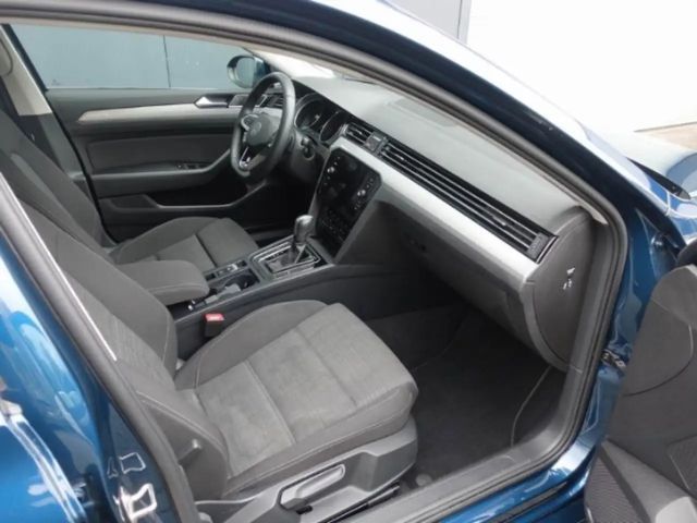 Volkswagen Passat 2.0 TDI Business DSG Variant