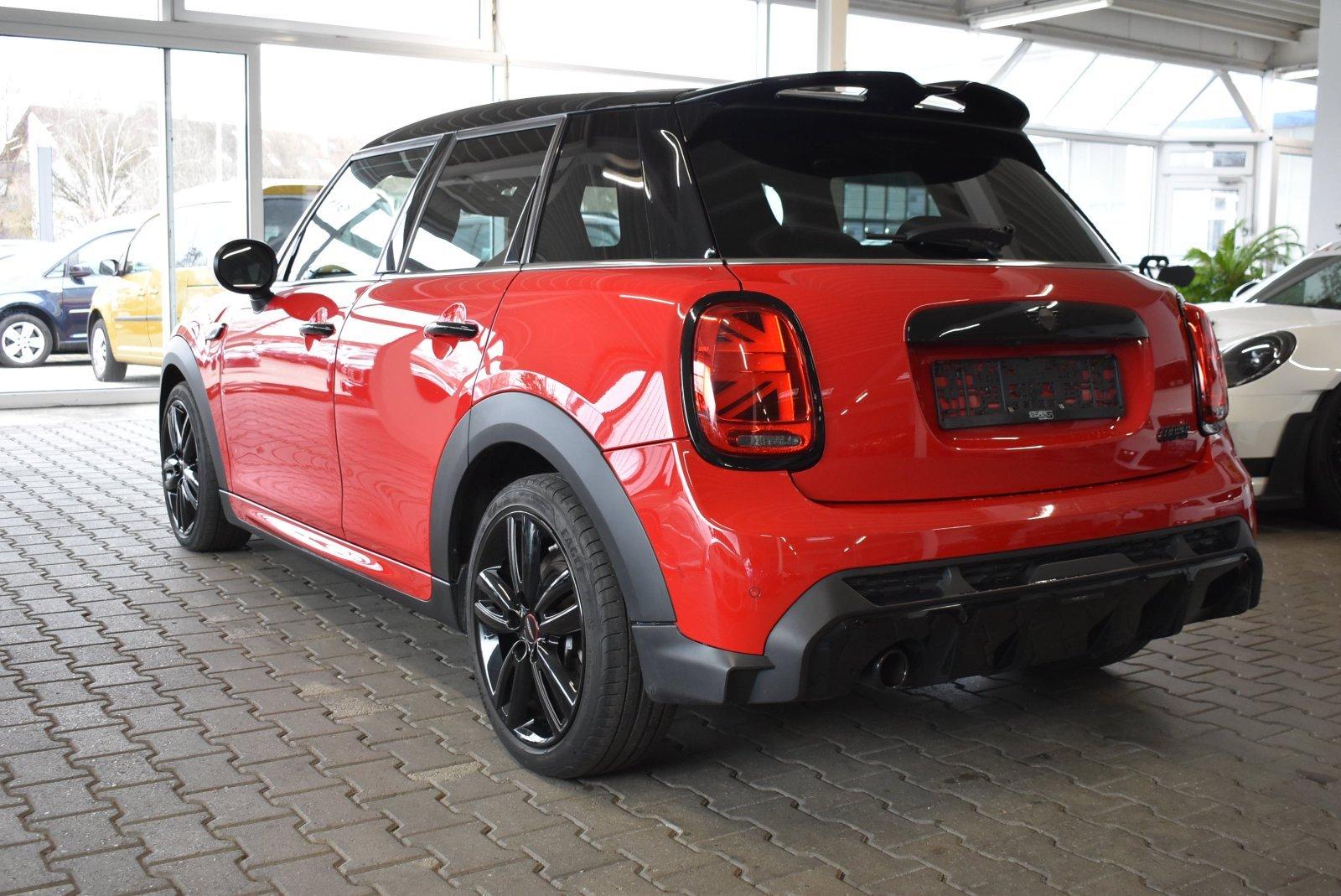 MINI Cooper John Cooper Works