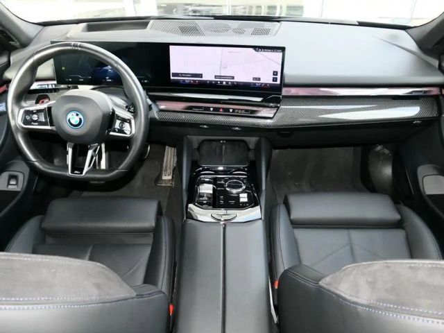 BMW i5 M-Sport Sedan eDrive40