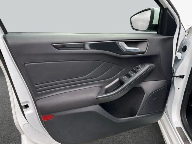 Ford Focus EcoBoost ST Line