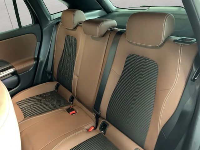 Mercedes-Benz GLA 250 GLA