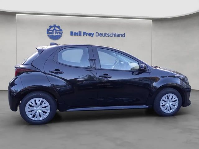 Toyota Yaris Business Hybride