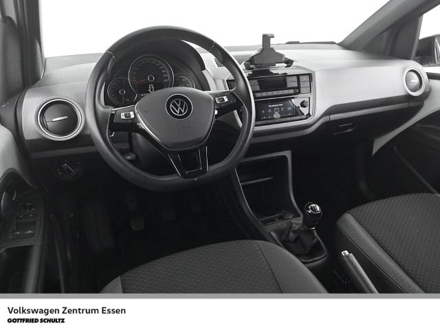Volkswagen up! Active