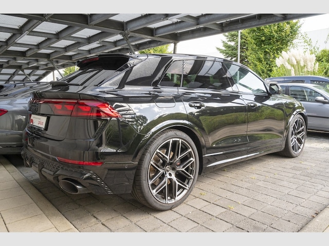 Audi RS Q8 Quattro