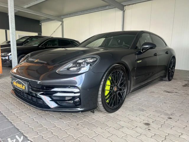 Porsche Panamera E-Hybrid S Turbo