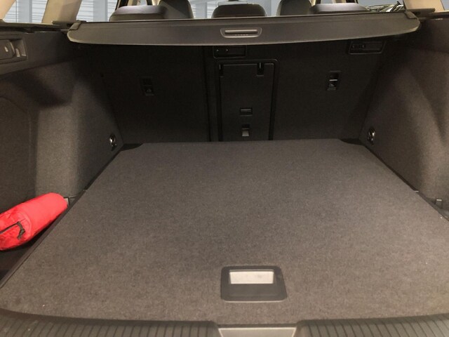 Volkswagen Golf 1.5 eTSI DSG Variant