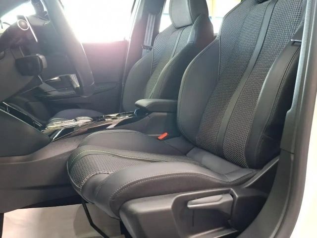 Peugeot 2008 EAT8 GT-Line