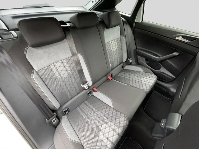 Volkswagen Taigo 1.0 TSI DSG R-Line