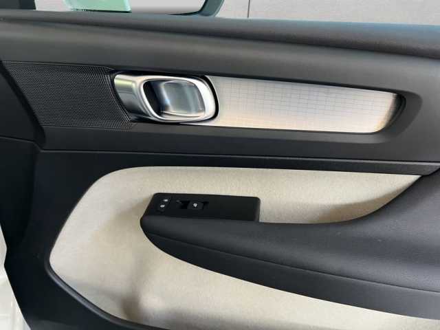 Volvo XC40 Momentum