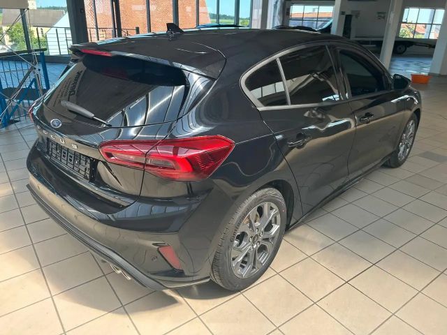 Ford Focus EcoBoost ST Line