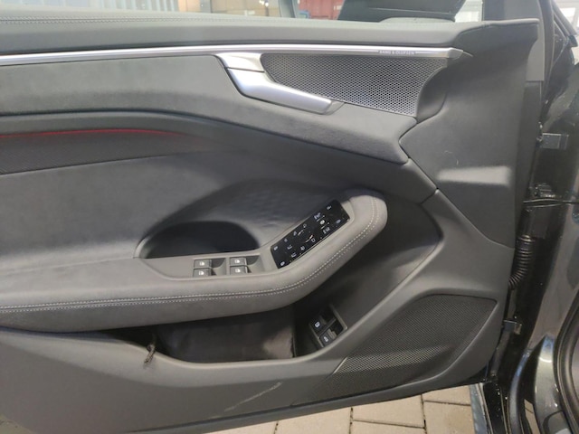 Audi A6 e-tron Avant Quattro