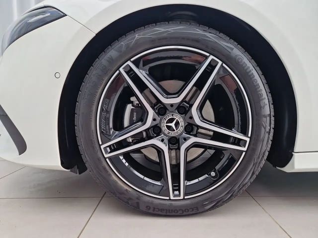 Mercedes-Benz A 180 AMG Line Hatchback